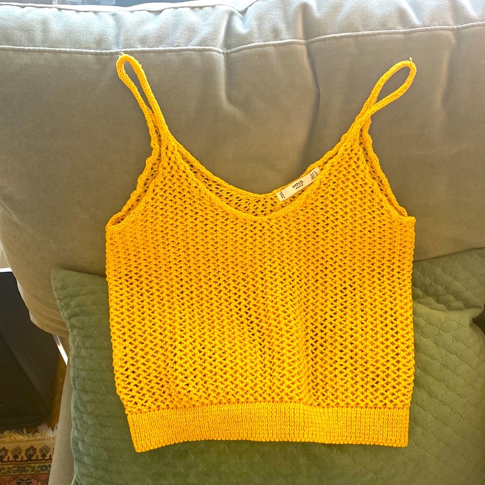 Yellow knit top